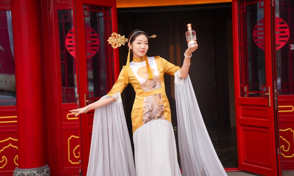 模特4.jpg 模特4.jpg